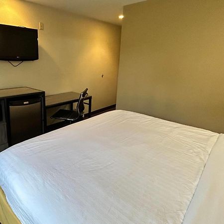 Travelodge By Wyndham Arlington/Dallas Area Zewnętrze zdjęcie