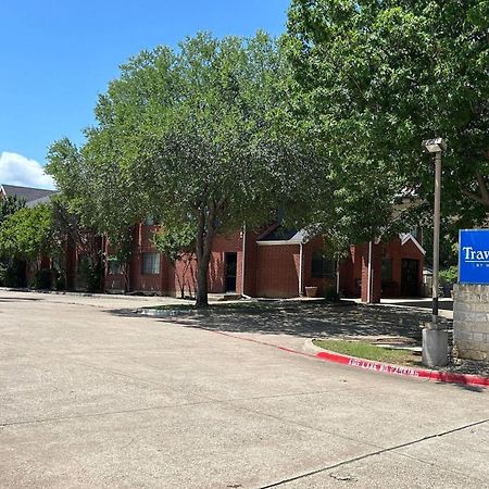 Travelodge By Wyndham Arlington/Dallas Area Zewnętrze zdjęcie
