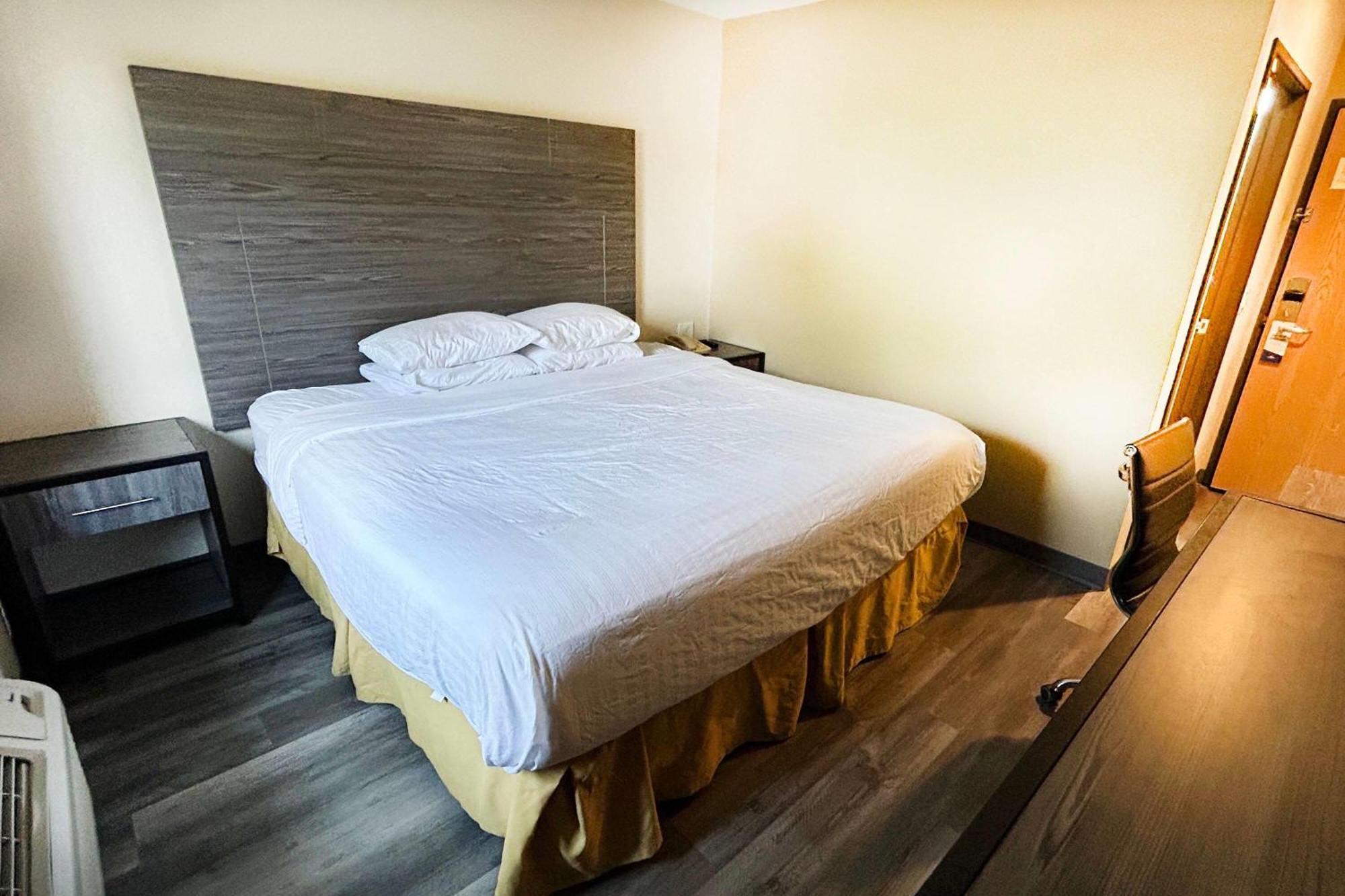 Travelodge By Wyndham Arlington/Dallas Area Zewnętrze zdjęcie